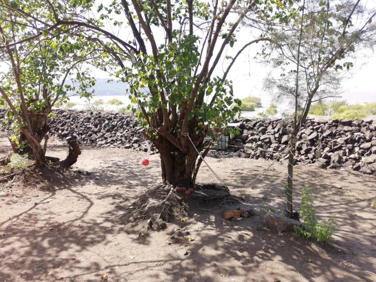 The Koasta Sea View Resort Korlai Exterior photo