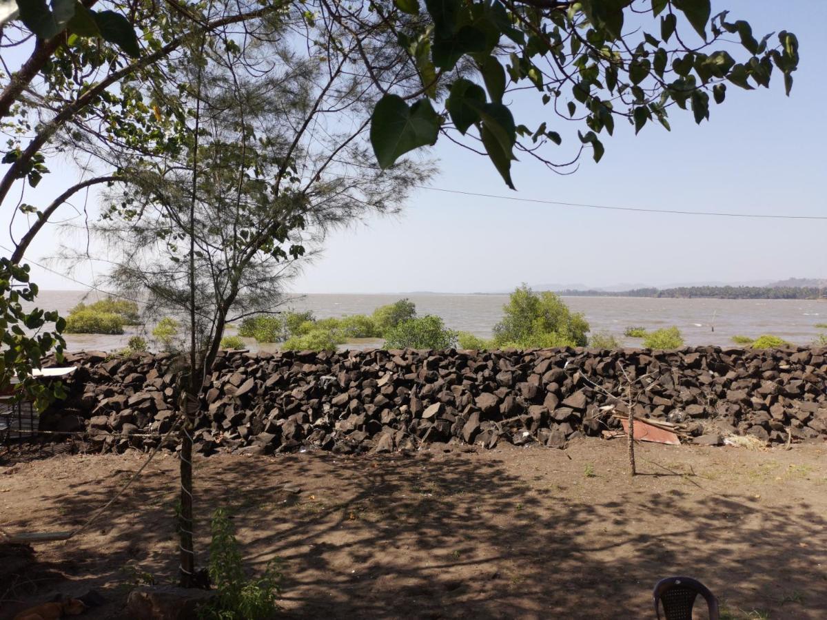 The Koasta Sea View Resort Korlai Exterior photo