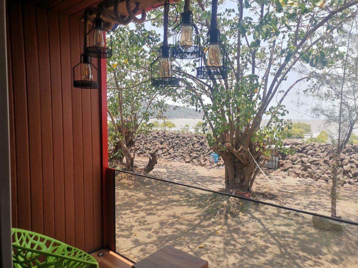 The Koasta Sea View Resort Korlai Exterior photo